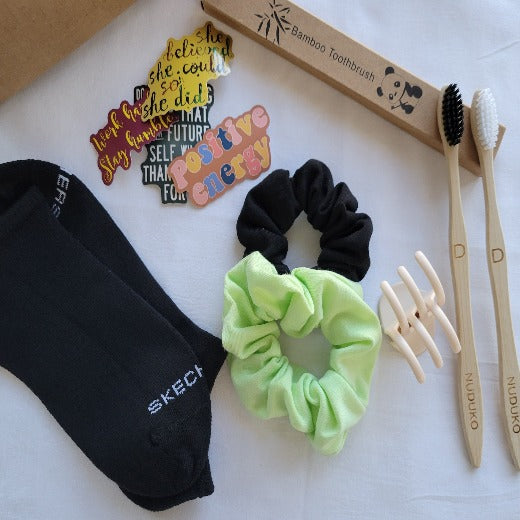 Zero-Waste Hair Accessory Gift box for Women - Cloth and Things