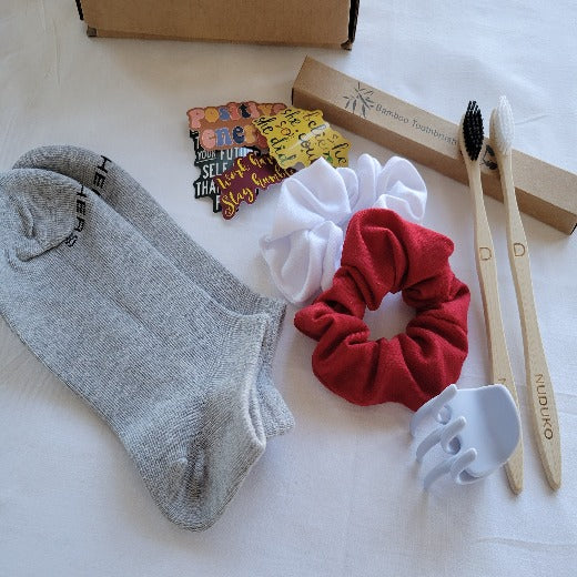 Zero-Waste Hair Accessory Gift box for Women - Cloth and Things