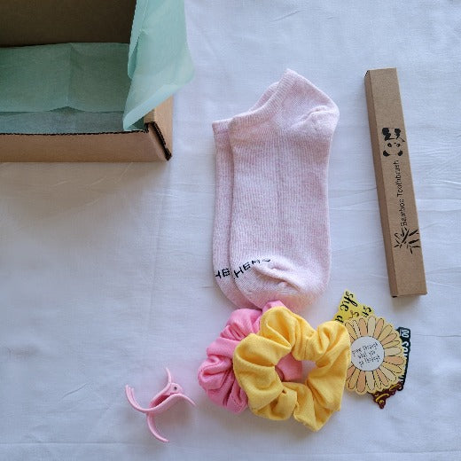 Zero-Waste Hair Accessory Gift box for Women - Cloth and Things